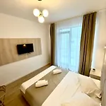 Loft Beautiful Apartment Mamaia